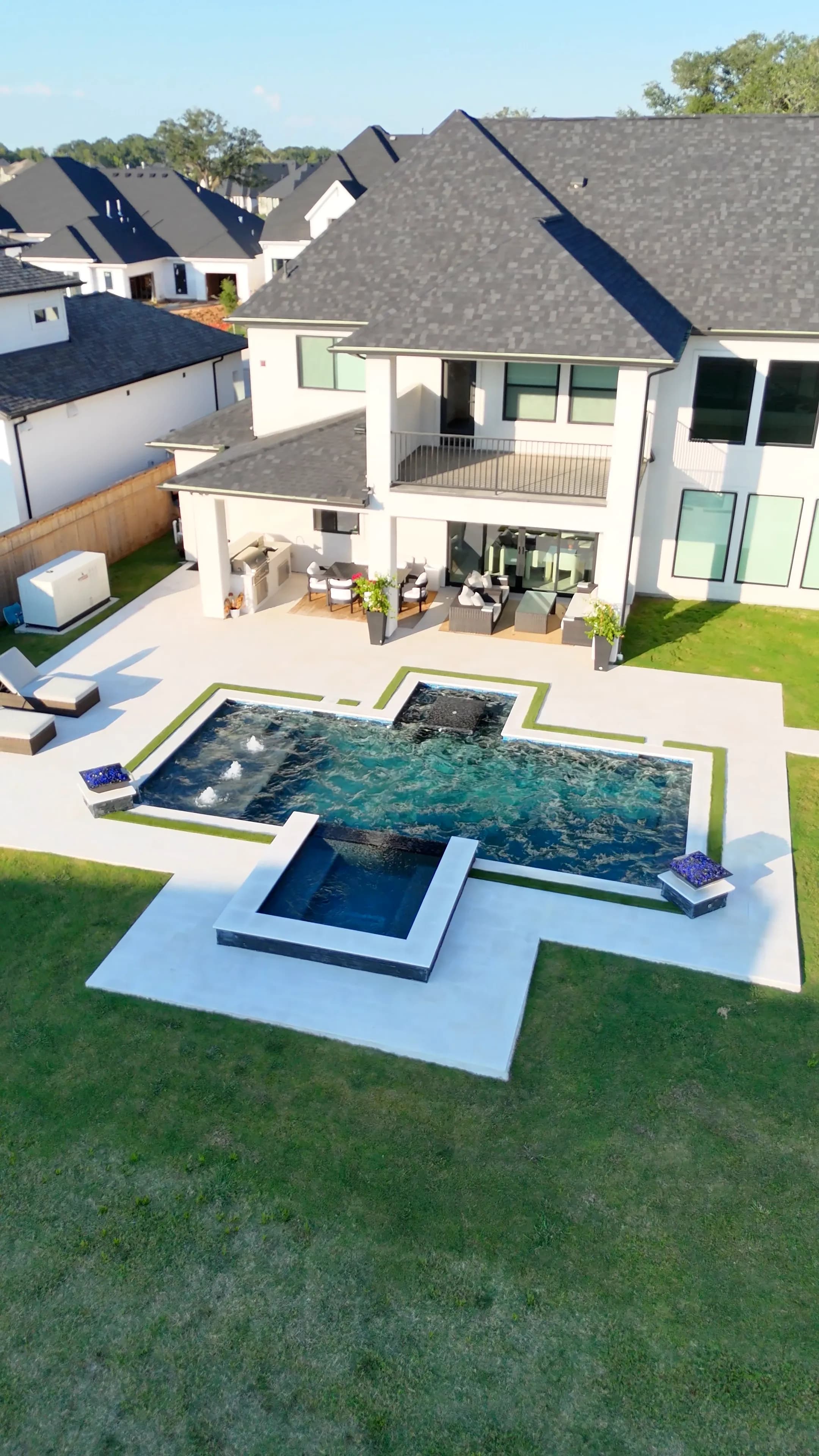 Sienna Plantation Custom Pool - Detail 8